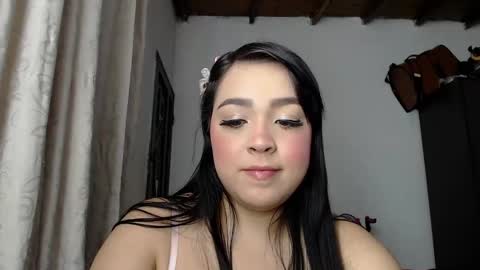 ami_rosee online show from December 10, 5:39 am