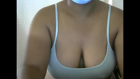 amichouu online show from November 28, 8:54 am