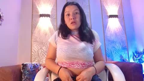Snapshot of amie_gh chatting on September 22, 11:25 am Amie online show from September 22, 11:25 am
