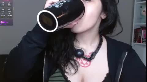 amilust online show from February 3, 4:55 pm