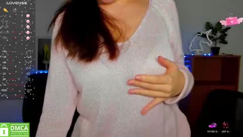 Snapshot of aminabeatris chatting on February 25, 9:31 am Amina online show from February 25, 9:31 am