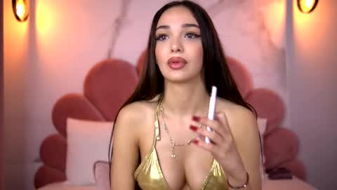 Snapshot of amiraveyl chatting on October 14, 2:36 am Amiraveyl online show from October 14, 2:36 am