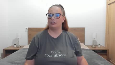 Amira Vyxen online show from September 28, 9:02 pm