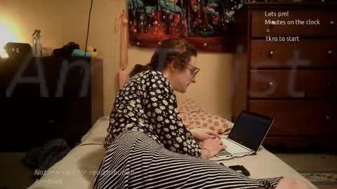 amituist online show from March 9, 2:05 am