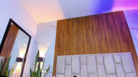 ambar online show from April 2, 1:51 pm