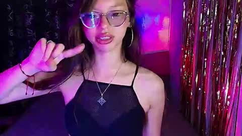 Ammelie online show from December 1, 11:25 pm