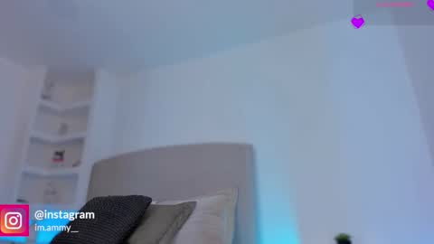 Snapshot of ammy_brown_ chatting on September 13, 7:49 pm AMMY online show from September 13, 7:49 pm