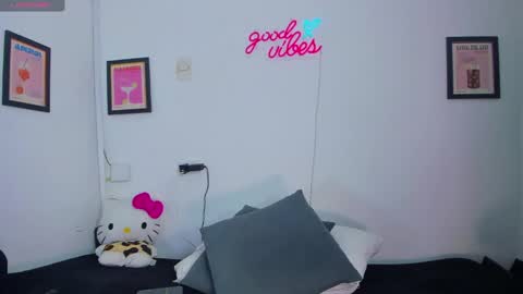 Lu online show from May 20, 12:00 pm