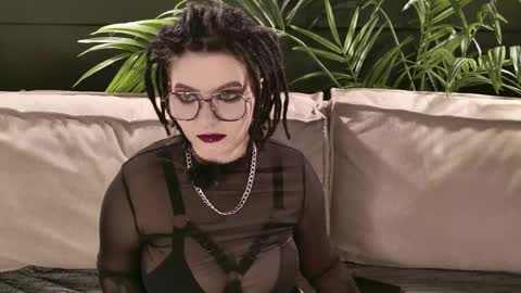 amore online show from April 28, 2:27 am