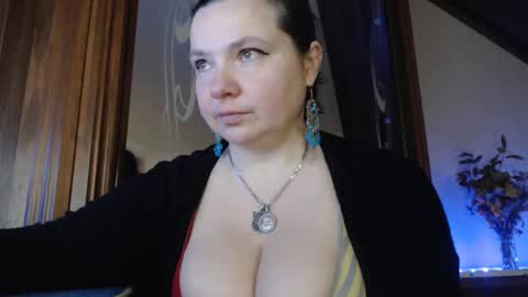 amorelara online show from February 24, 7:55 am