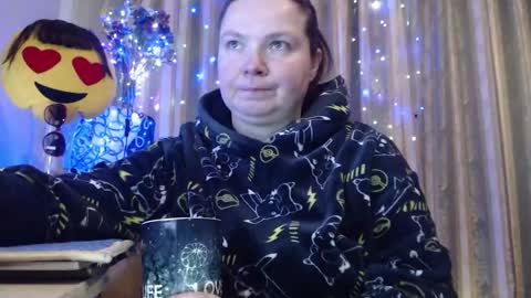 amorelara online show from March 5, 6:11 am