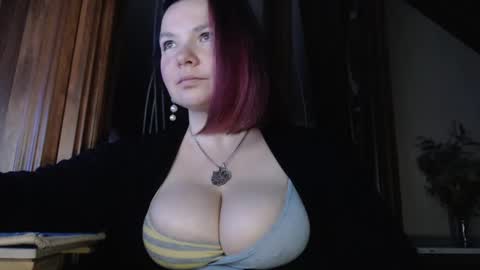 amorelara online show from January 31, 4:14 am