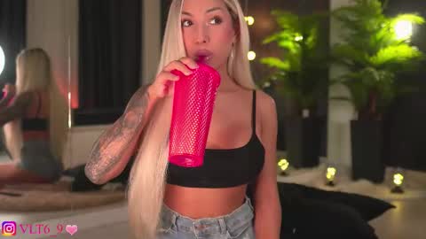    -------------   online show from January 7, 11:43 pm