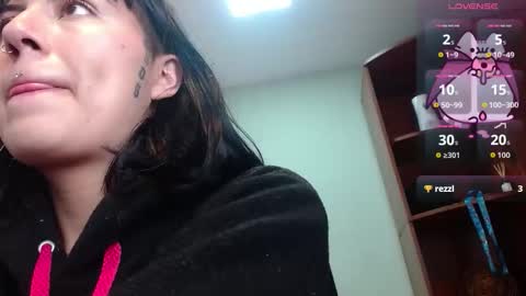 Amy 3 online show from October 23, 5:20 am