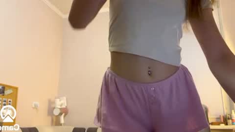Amy Chill online show from August 6, 6:39 pm
