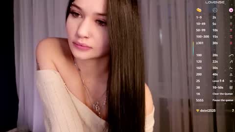 Amy online show from December 4, 1:22 pm