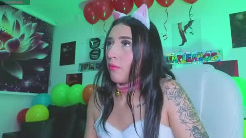 Amy online show from June 5, 2:33 pm