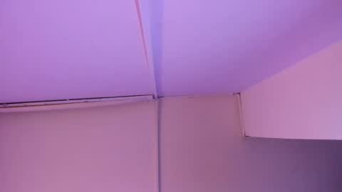     online show from November 11, 12:51 pm