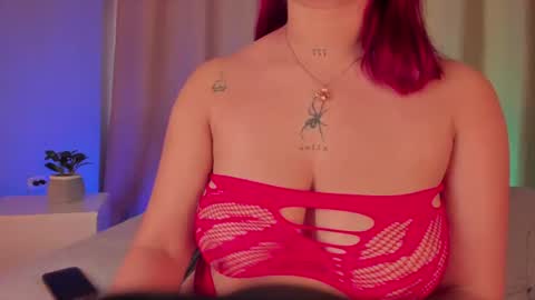 Amy online show from June 25, 1:38 pm