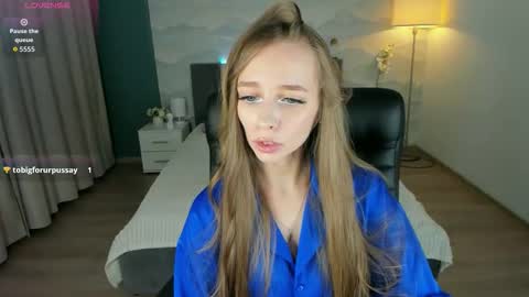 Amy online show from September 22, 6:34 pm