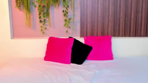 My name is AMY... Nice to meet you  thumb up me please its important online show from October 21, 6:33 pm