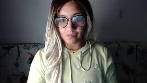 amycosplay99 online show from January 3, 10:52 am