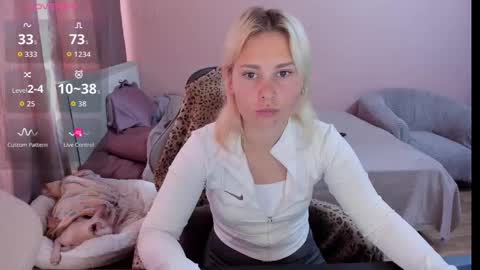 amymilson online show from October 20, 10:31 am