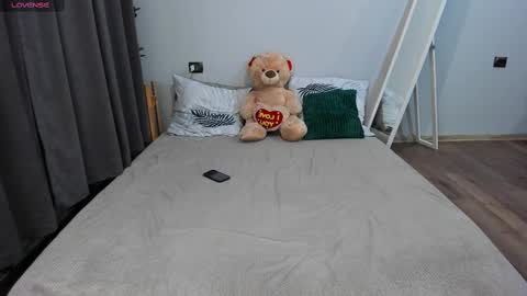 amymilson online show from February 27, 3:59 pm