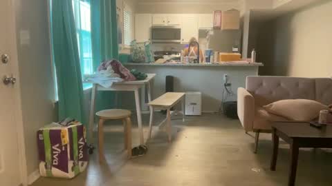 Amy Smilez online show from September 9, 3:34 pm