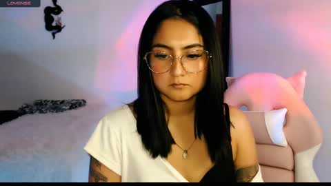 Ana Ricciardi online show from December 6, 6:42 am