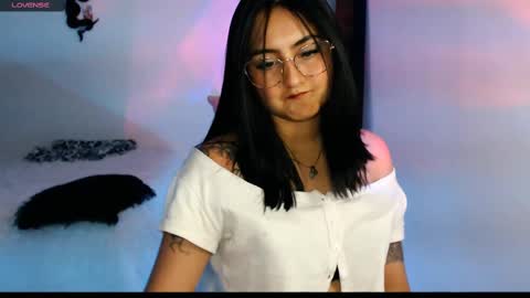 Ana Ricciardi online show from December 6, 3:35 am