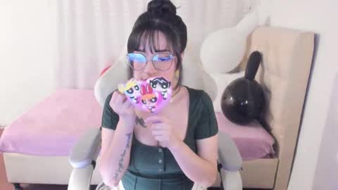 Snapshot of ana_ruuh chatting on October 15, 9:26 pm Im anna but you can call me as you want online show from October 15, 9:26 pm
