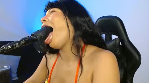 Snapshot of anabel693 chatting on February 7, 7:18 am anabel alice gandara online show from February 7, 7:18 am