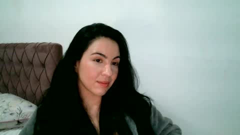 anabelenogueira1 online show from June 20, 9:21 pm