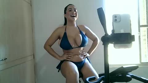 anabelenogueira1 online show from July 3, 2:44 pm