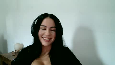 anabelenogueira1 online show from June 12, 4:28 pm