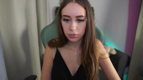 Snapshot of anabell055 chatting on October 7, 7:48 am anabell055 online show from October 7, 7:48 am