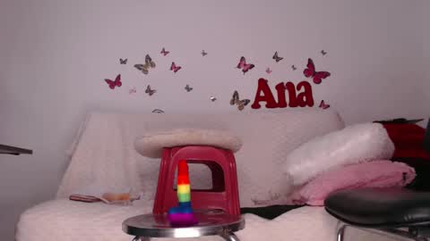 Snapshot of anabellered chatting on October 8, 8:37 pm Ana online show from October 8, 8:37 pm