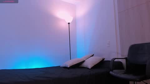 ANABEL WOLF  online show from March 11, 2:53 am