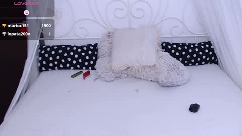 Ana online show from February 21, 7:28 pm