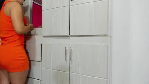 Ana  online show from December 31, 11:31 am