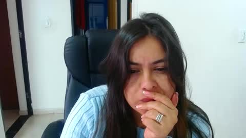 Snapshot of anaids_dam chatting on March 12, 6:32 pm anaids online show from March 12, 6:32 pm