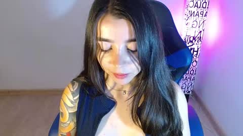 ana 3 online show from December 19, 1:01 am