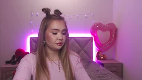 anastacyyellig online show from February 19, 10:09 pm