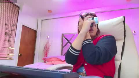 Snapshot of anastasia_stiile chatting on October 16, 8:29 pm Anastasia online show from October 16, 8:29 pm
