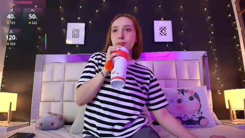 Snapshot of anastasia_windel chatting on October 13, 7:27 pm Anastasia online show from October 13, 7:27 pm