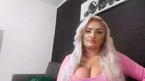 Snapshot of anastasiaamore chatting on September 10, 9:05 pm AnastasiaAmore online show from September 10, 9:05 pm
