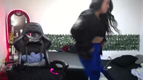 Jennyfer.... but u can say me Anastasia online show from February 27, 5:11 am