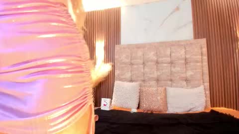 Snapshot of anastasiataylor_ chatting on September 29, 4:22 am Ana 3 online show from September 29, 4:22 am