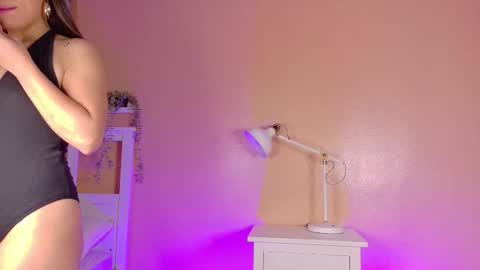 Kendra  online show from March 3, 11:28 am